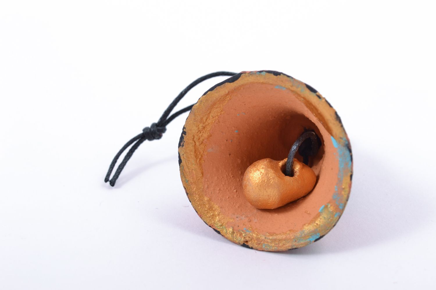 Petite clochette décorative à suspendre en céramique peinte faite main photo 3