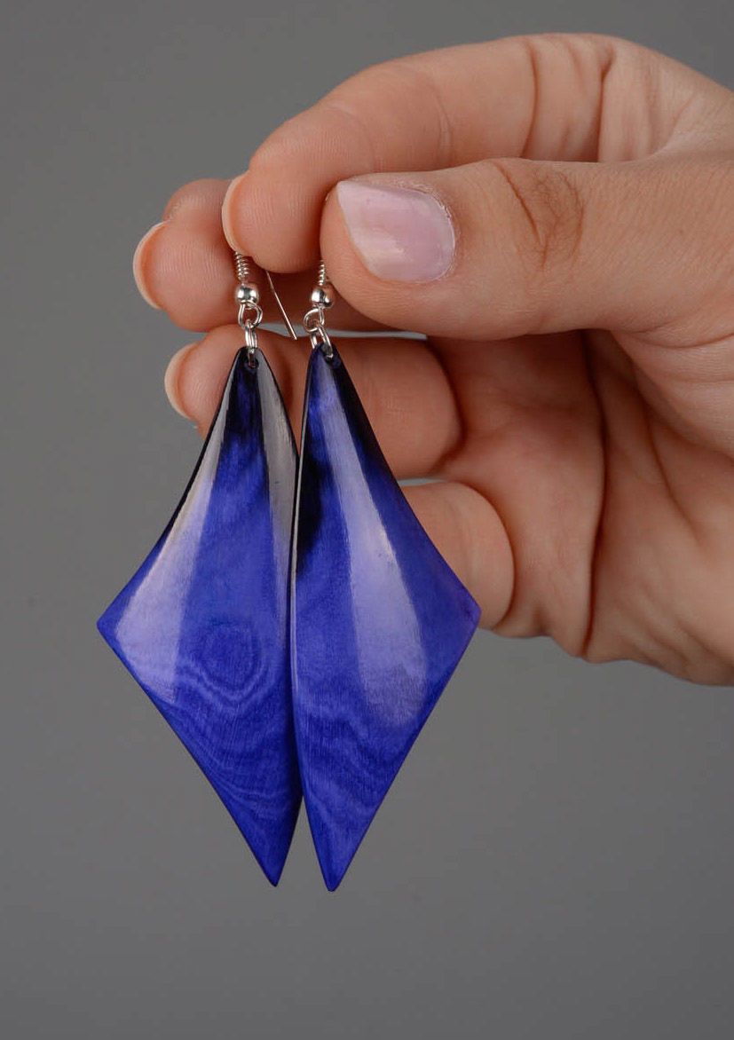 Earrings made of cow horn Purple Feathers photo 5