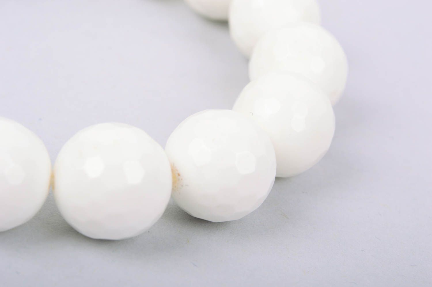 Pulsera artesanal blanca elegante accesorio para mujer regalo original foto 5