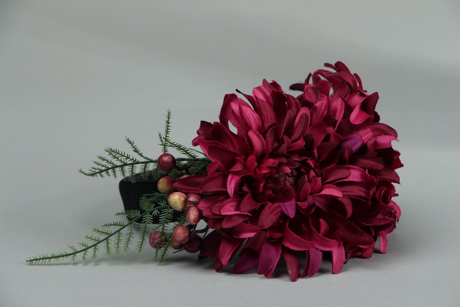 Handmade Haarreif mit Blumen Kirschbraune Chrysanthemen foto 2
