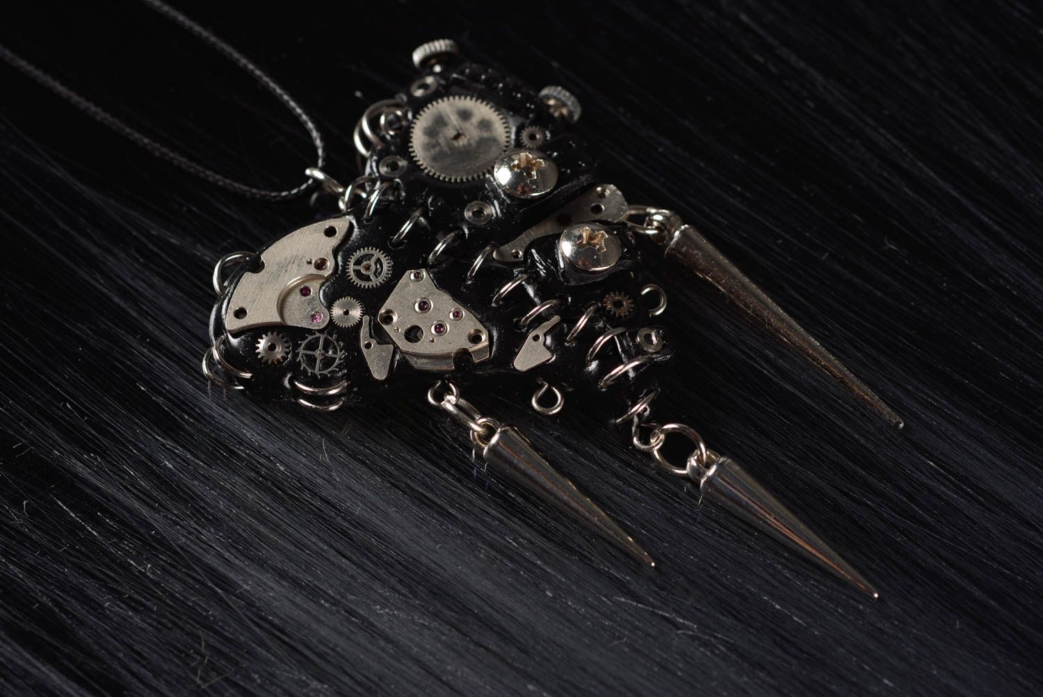 Pendentif steampunk en métal Bijou fait main Cadeau original pour femme photo 1