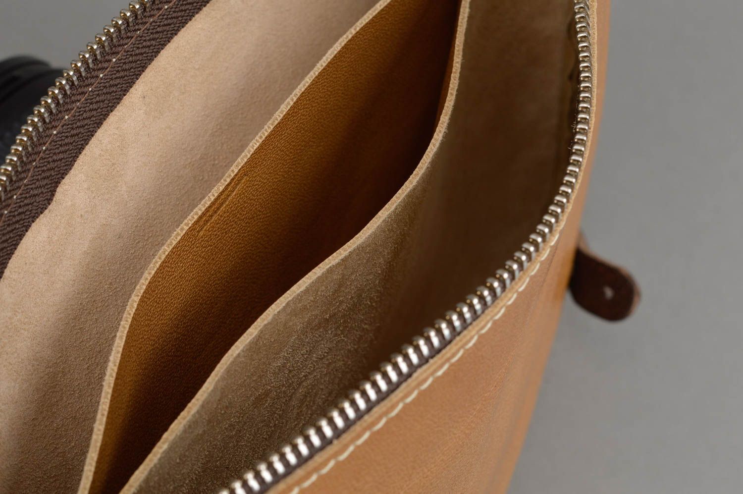 Handmade braune Clutch Damen Tasche Leder Accessoire stilvoll Casual Style foto 4