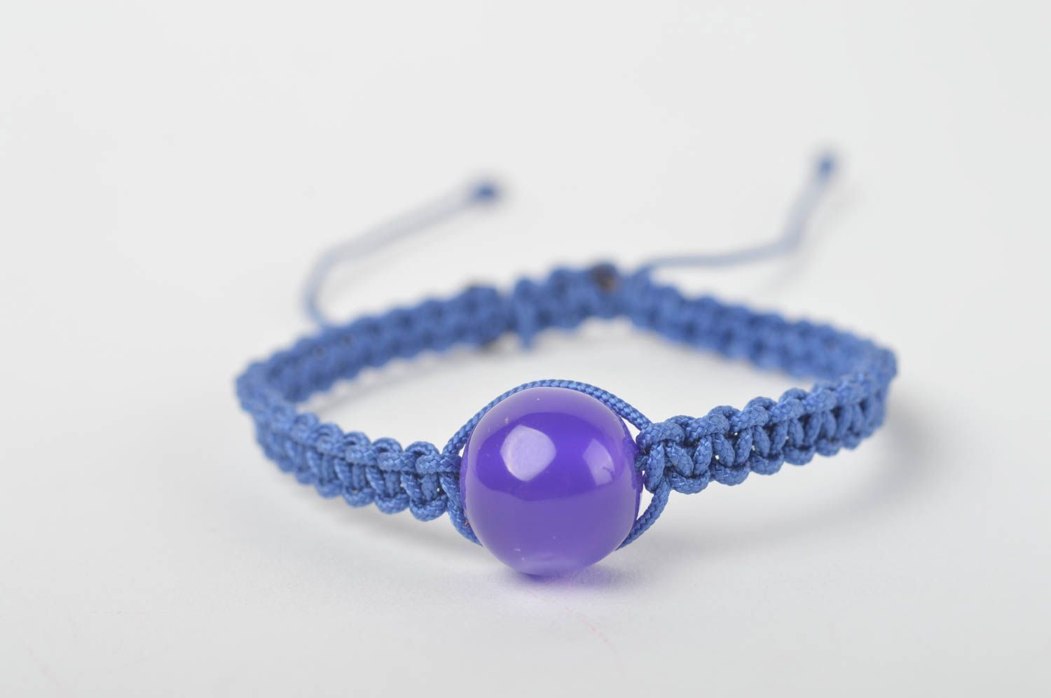 Bracelet tressé Bijou fait main bleu avec perle fantaisie Cadeau femme tendance photo 2