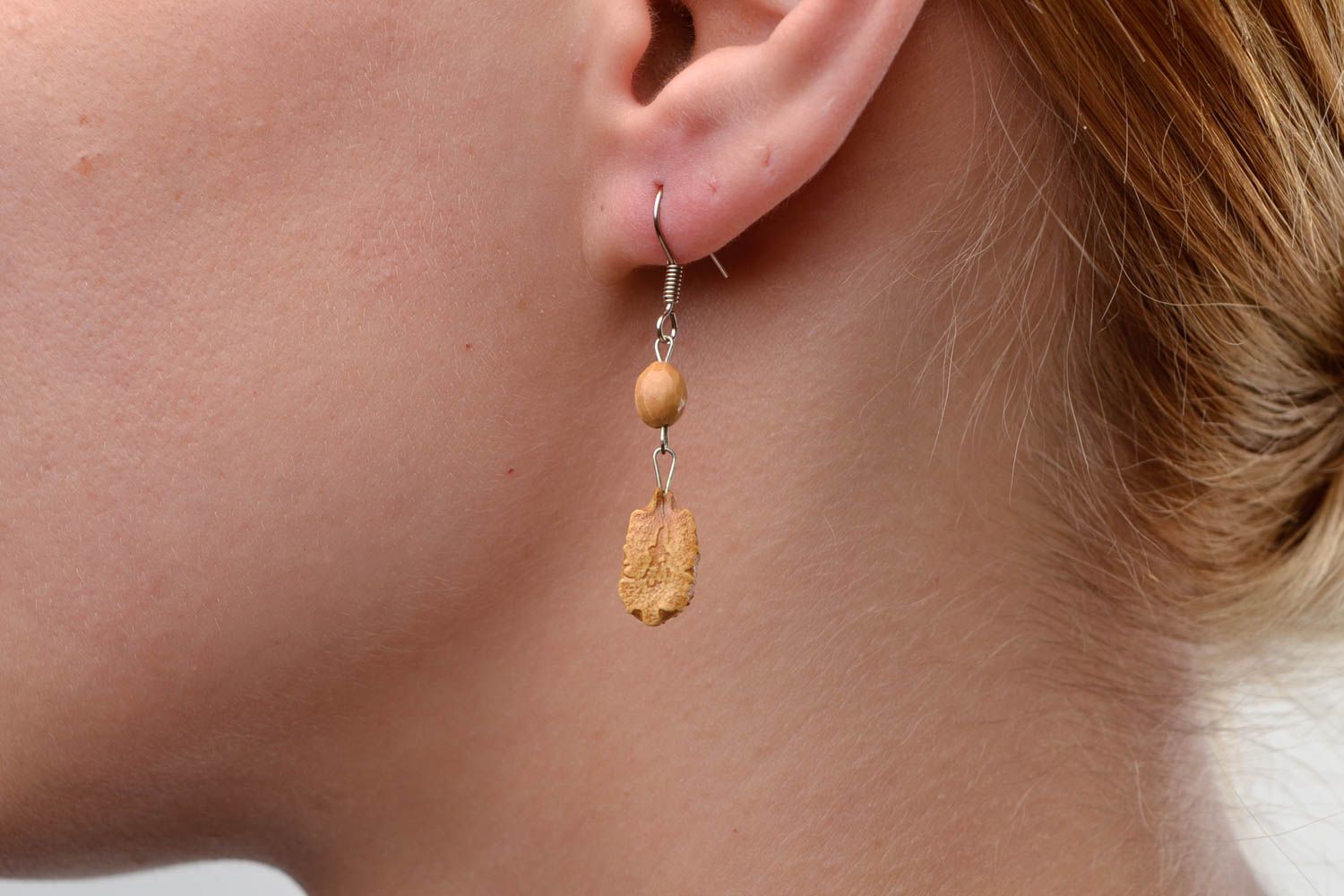 Handmade Holz Ohrringe Damen Schmuck Accessoires für Frauen aus Kirschkernen foto 1