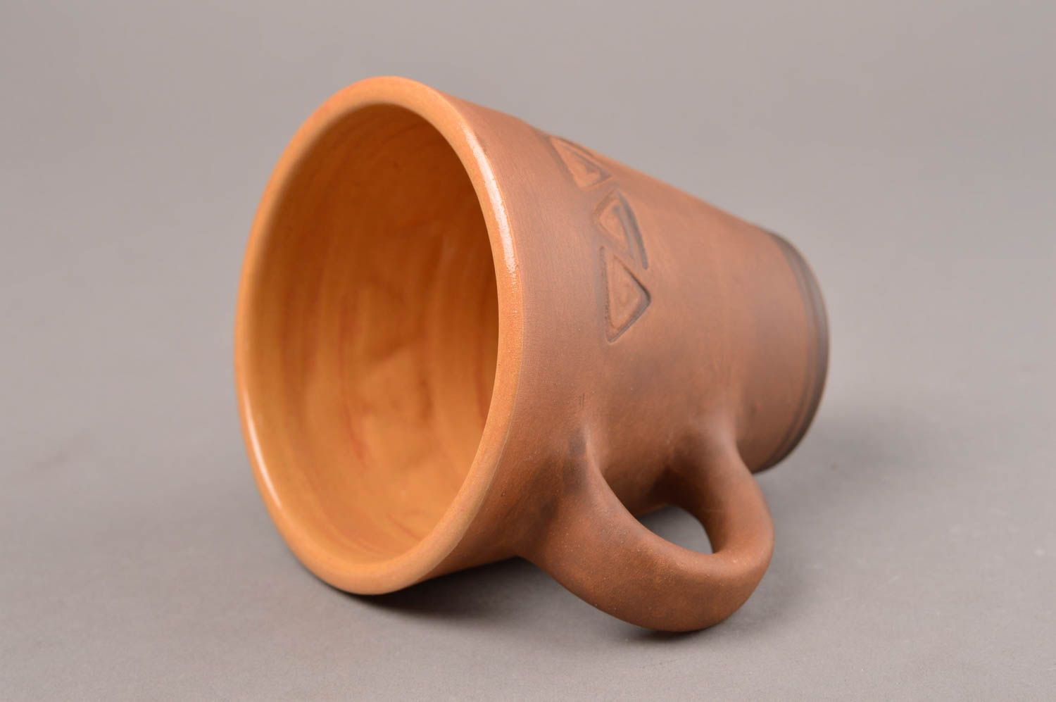 Небольшая керамическая чашка для кофе с орнаментом объемом 200 мл ручной работы фото 8