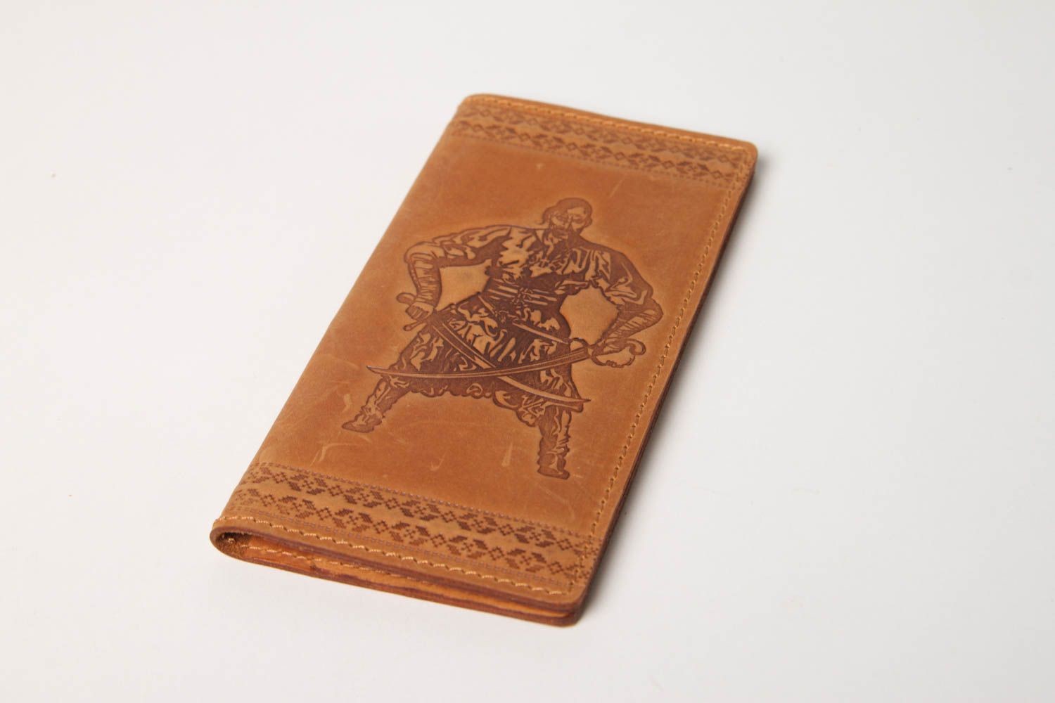 Портмоне ручной работы портмоне из кожи с изображением воина мужское портмоне фото 2