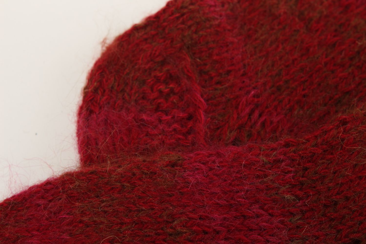 Chaussettes rouges faites main Chaussettes tricot en laine Vêtement femme photo 4