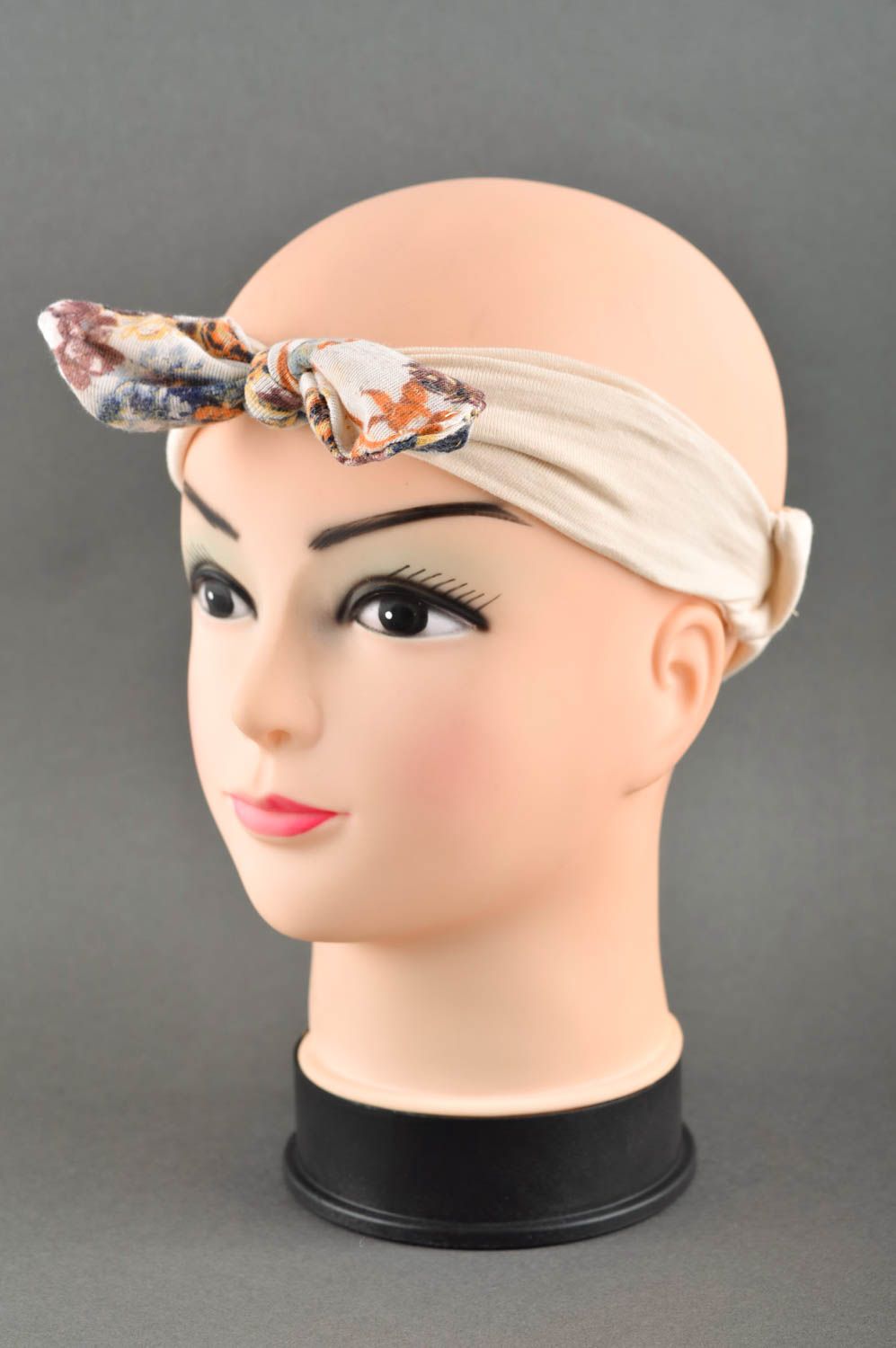 Beige Haarband Schleife handmade Accessoire für Kinder Mädchen Haarschmuck  foto 1