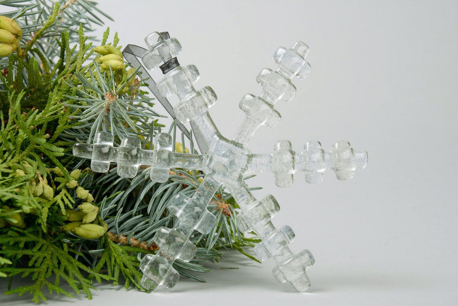 Una decoración de Navidad hecha de cristal Copo de Nieve transparente foto 1