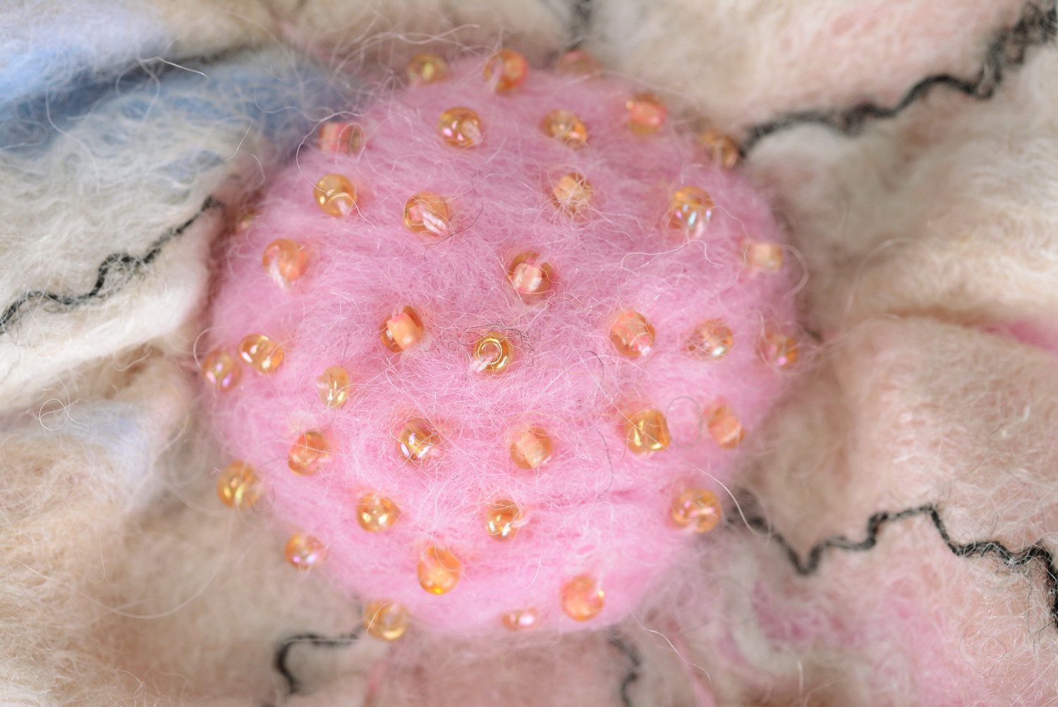 Wool brooch Pink flower photo 2