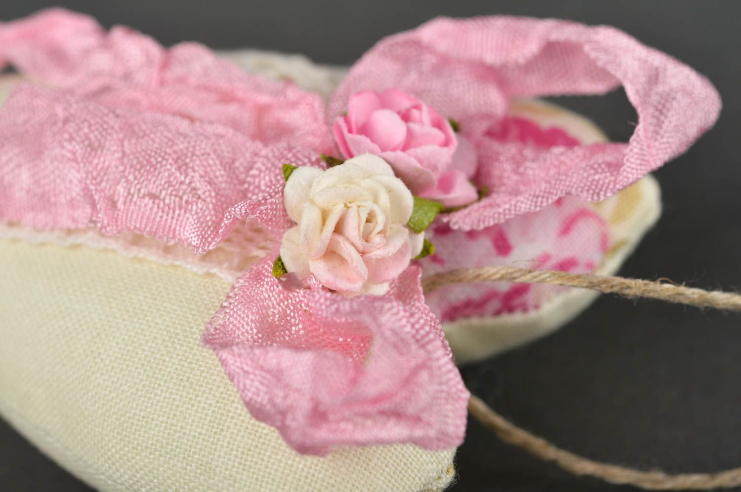 Coeur à suspendre fait main Accessoire design rose coton petit Déco intérieur photo 4