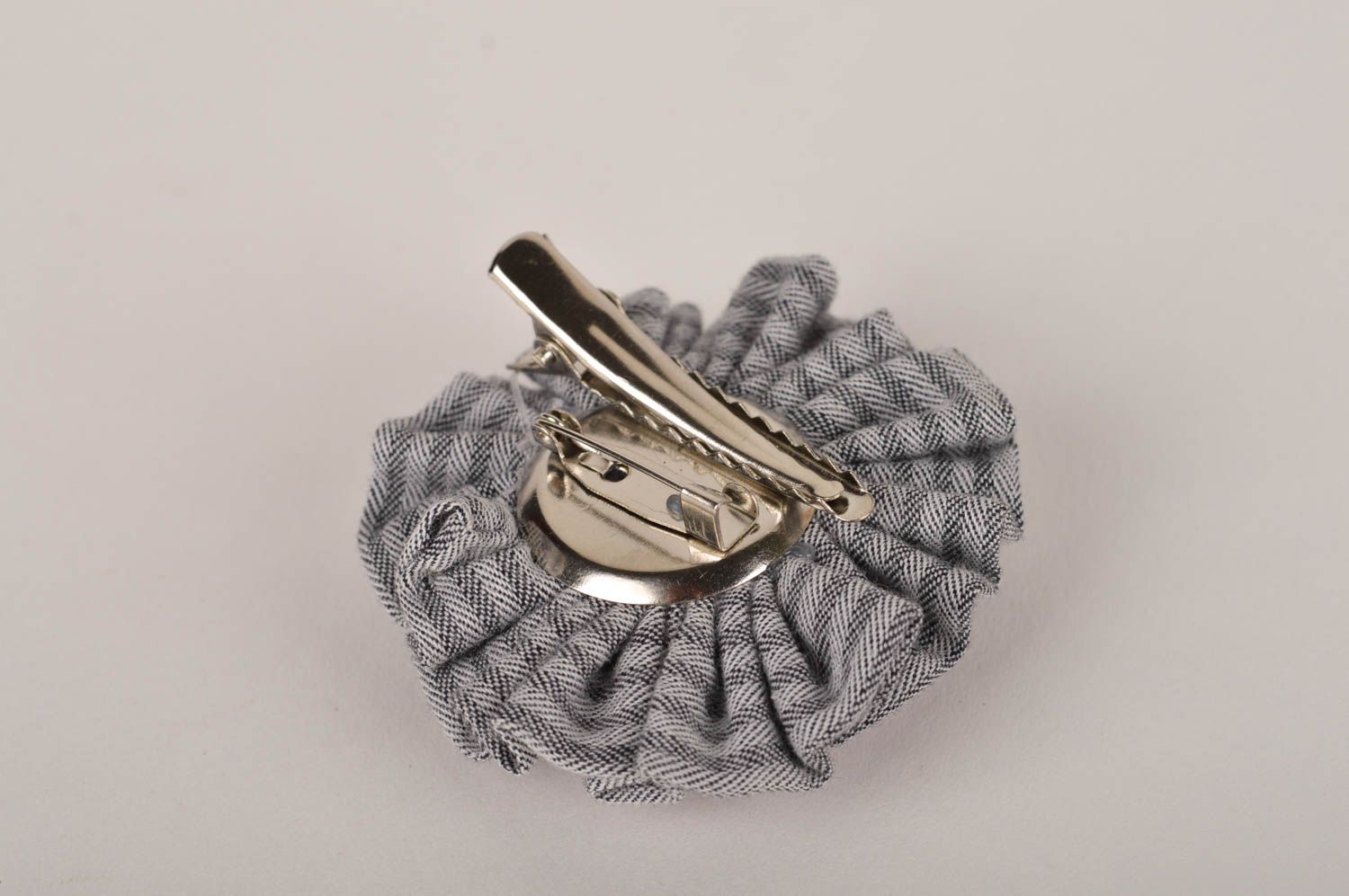 Unusual handmade flower brooch crochet ideas hair clip artisan jewelry photo 5