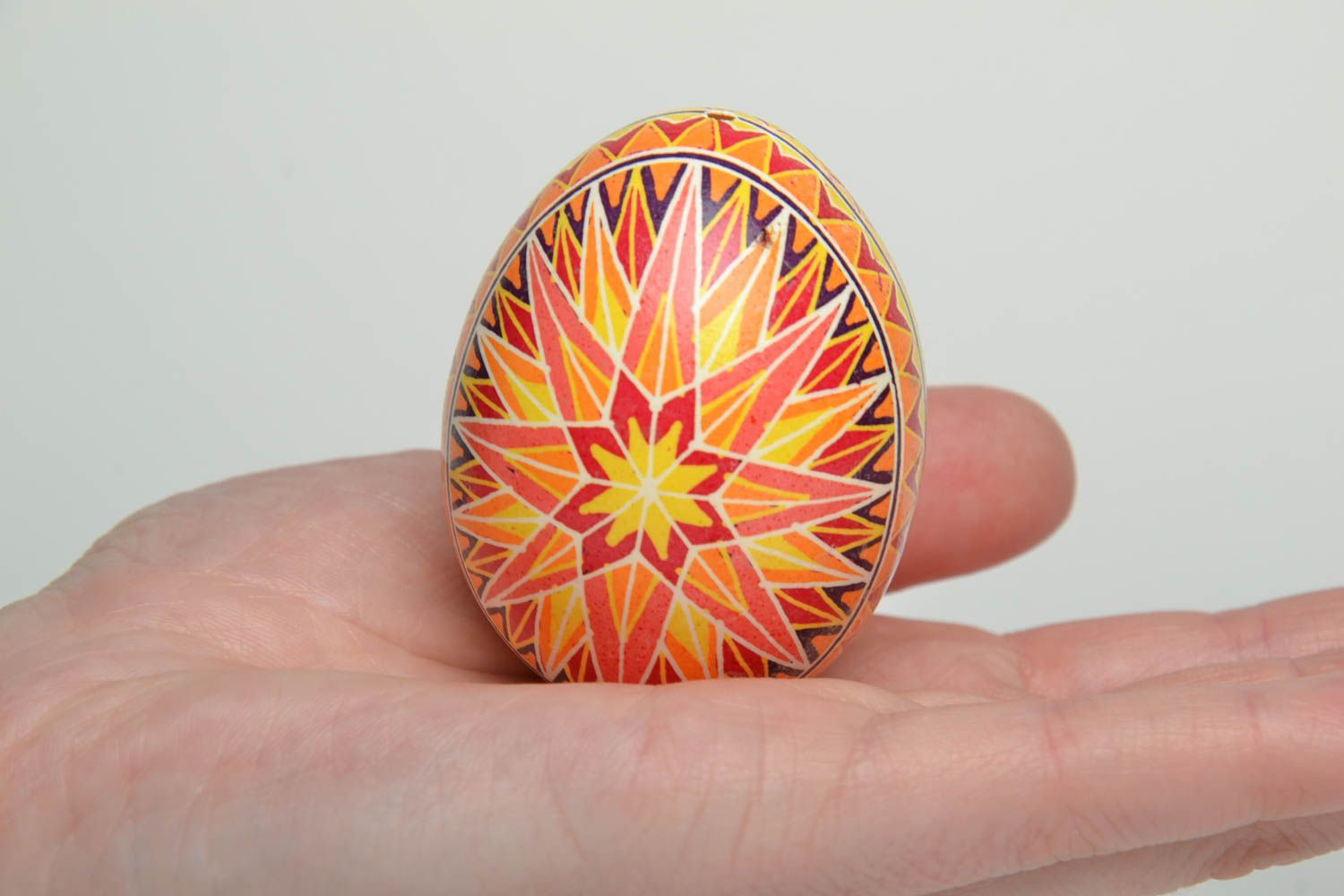 Huevo de Pascua en estilo étnico foto 5