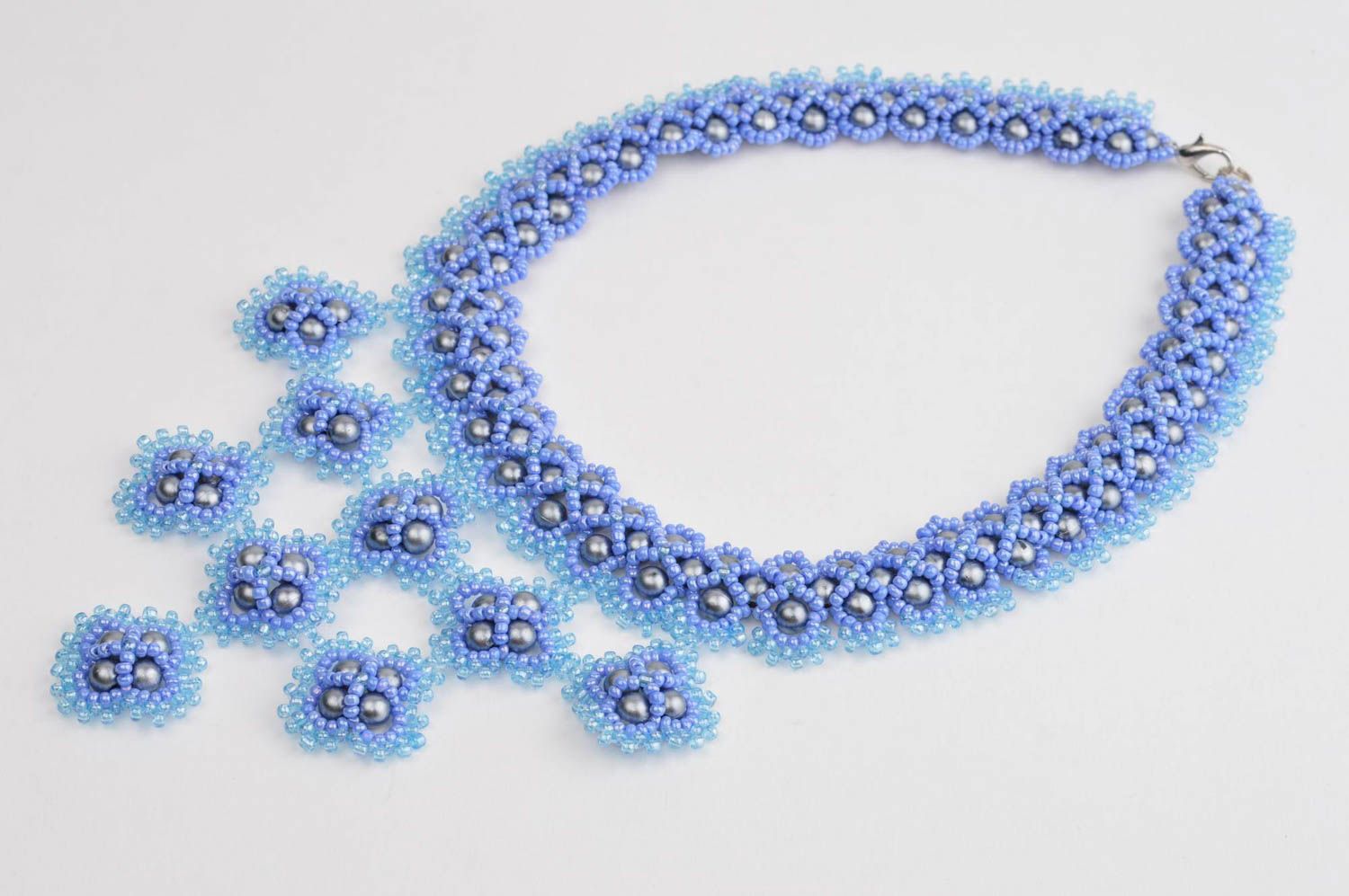 Колье из бисера украшение ручной работы авторское голубое ожерелье из бисера фото 2