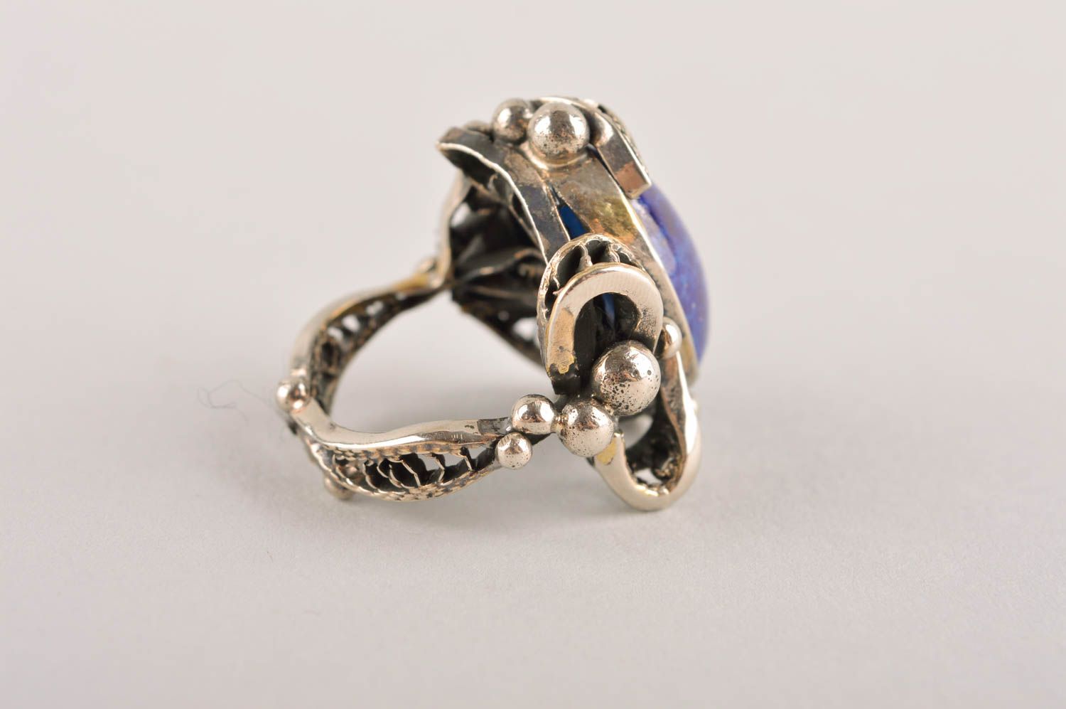 Кольцо ручной работы кольцо из мельхиора с лазуритом металлическое украшение фото 3