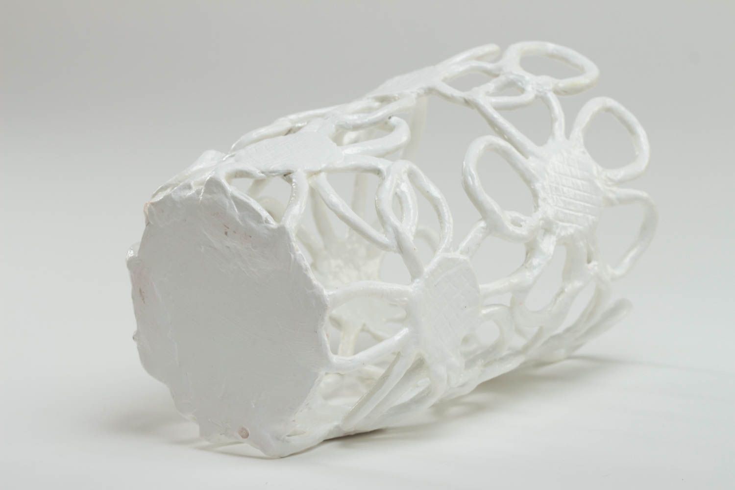 Vase décoratif fait main en argile polymère original ajouré blanc pour fleurs photo 4