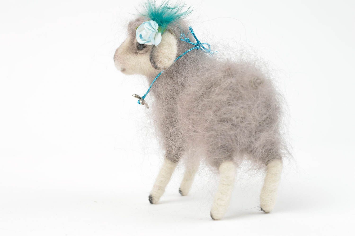 Peluche décorative fait main Jouet en laine Cadeau enfant original Mouton photo 4