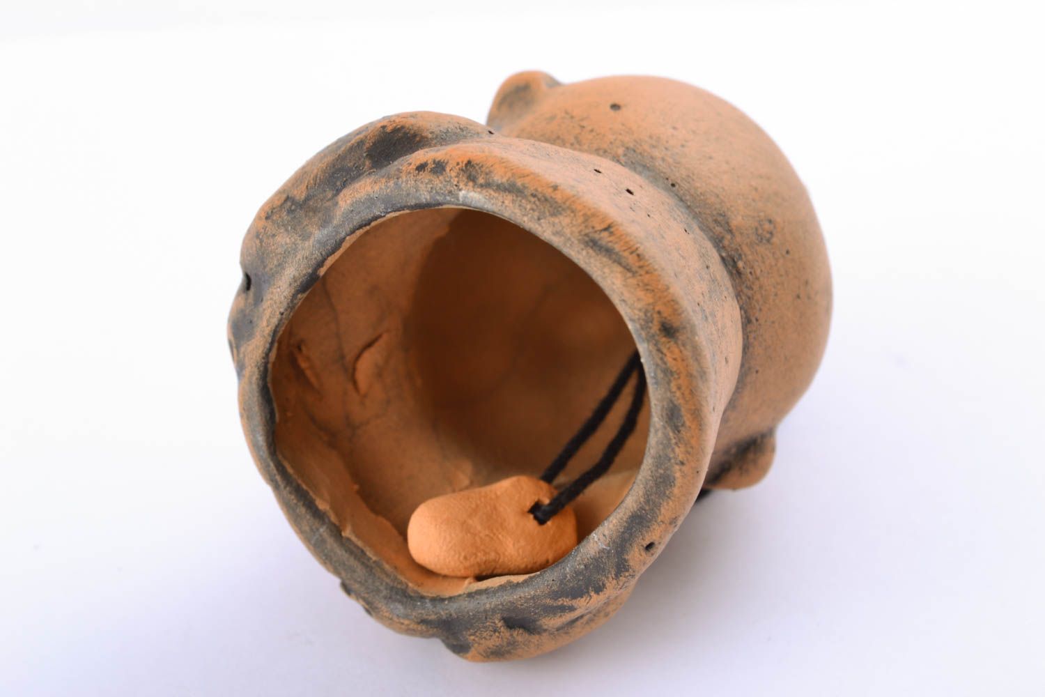 Керамический колокольчик в технике молочного обжига Малыш фото 3