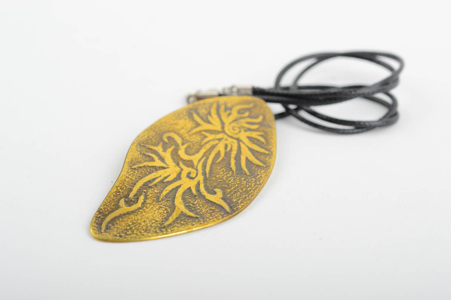 Handmade metal pendant designer stylish accessory pendant made of brass photo 3