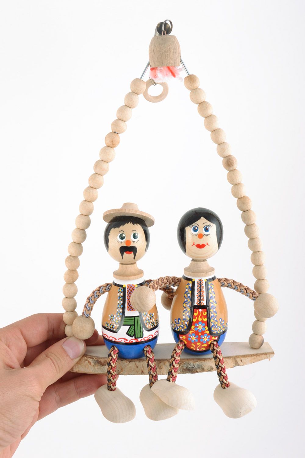 Авторская деревянная игрушка куклы на лавочке подвесная с росписью ручной работы  фото 2