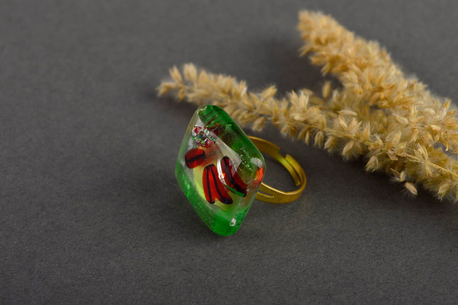 Эксклюзивное кольцо ручной работы красивое кольцо украшение из стекла необычное фото 1