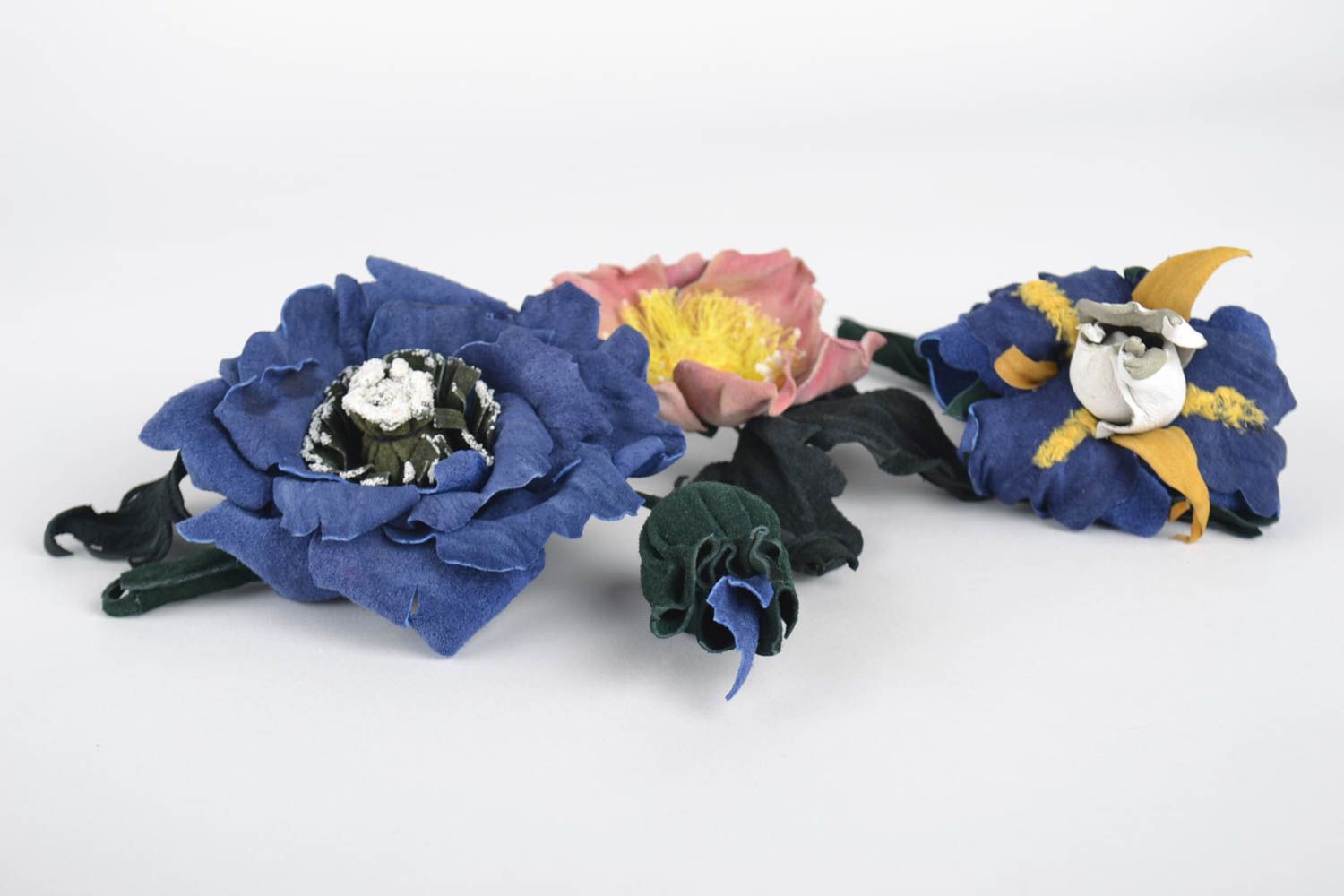 Handmade Blumen Broschen Schmuck aus Leder Accessoires für Frauen Set 3 Stück foto 4