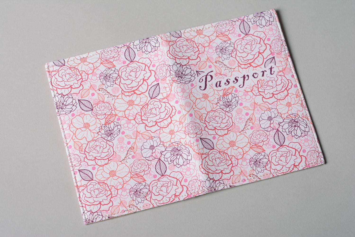 Handgemachte Leder Passhülle mit originellem Blumenmuster für Frauen foto 2