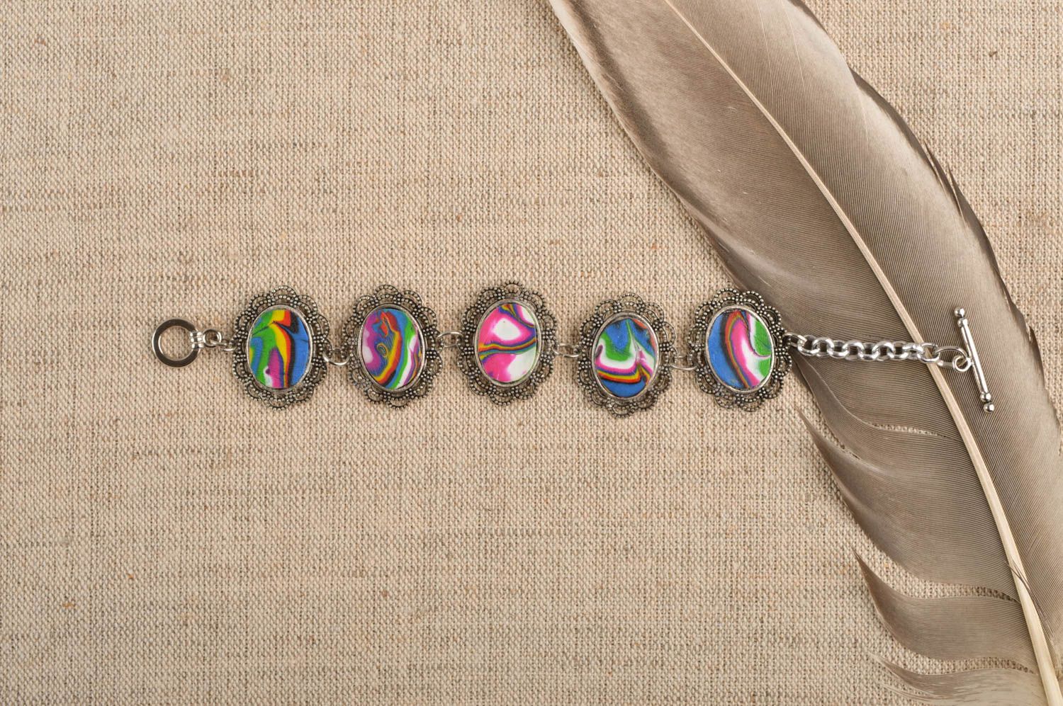 Bracelet multicolore Bijou fait main en métal et pâte polymère Cadeau femme photo 1