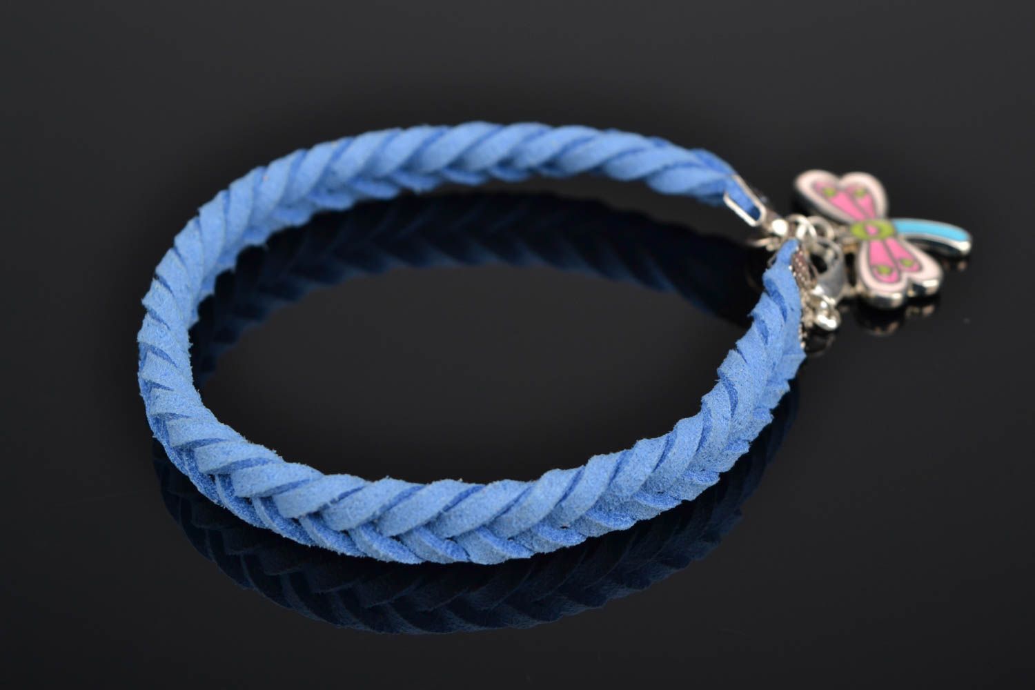 Bracelet en daim tressé bleu fait main photo 1