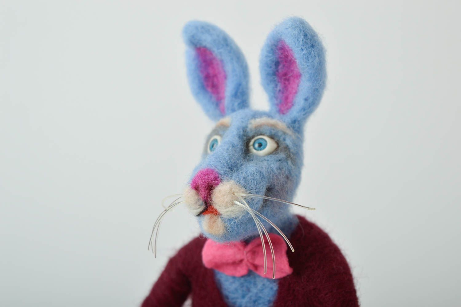Handmade Kuscheltier Hase Designer Geschenk ausgefallenes Spielzeug gefilzt  foto 3