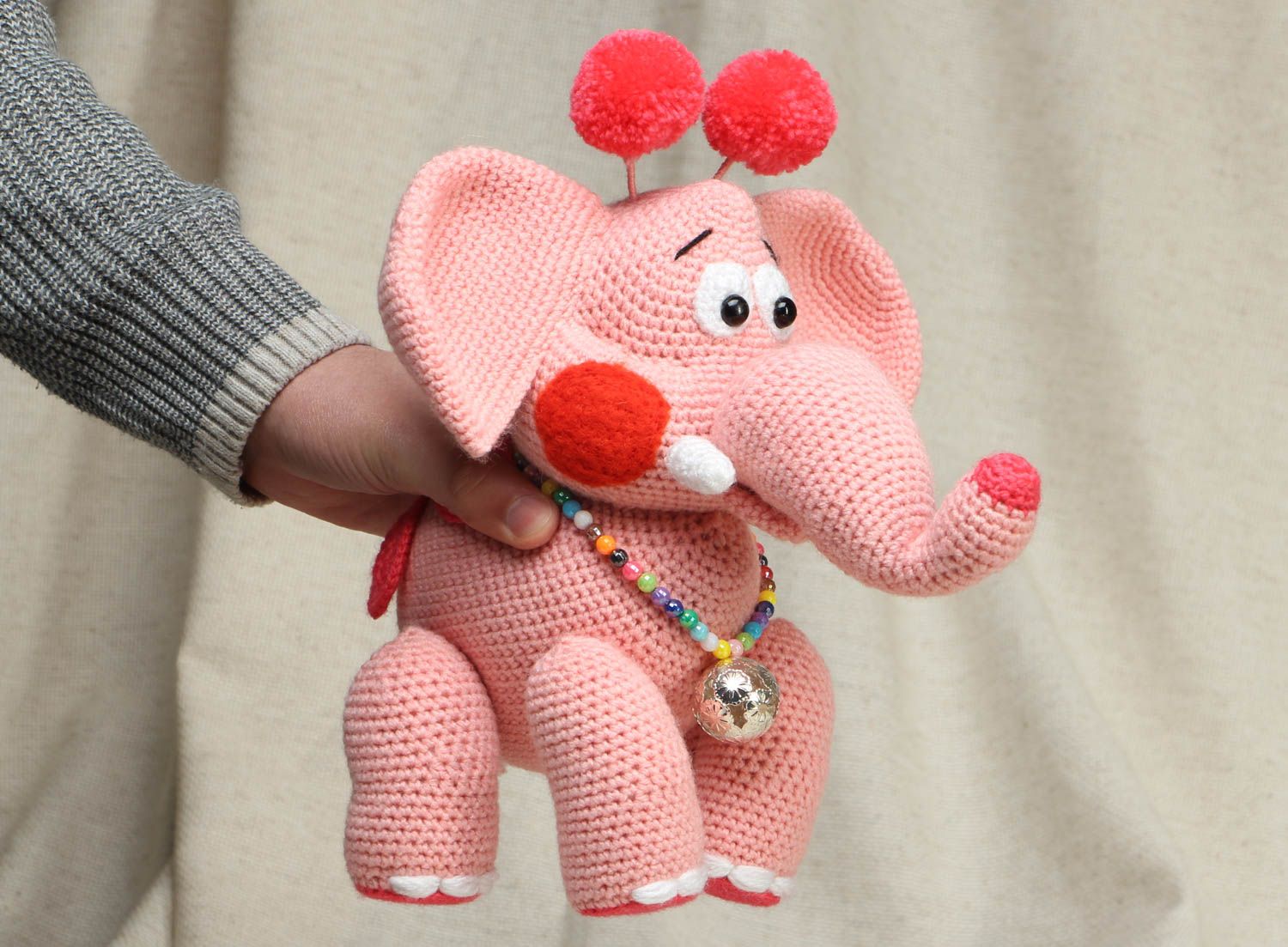Jouet mou tricoté au crochet éléphant rose indien photo 4