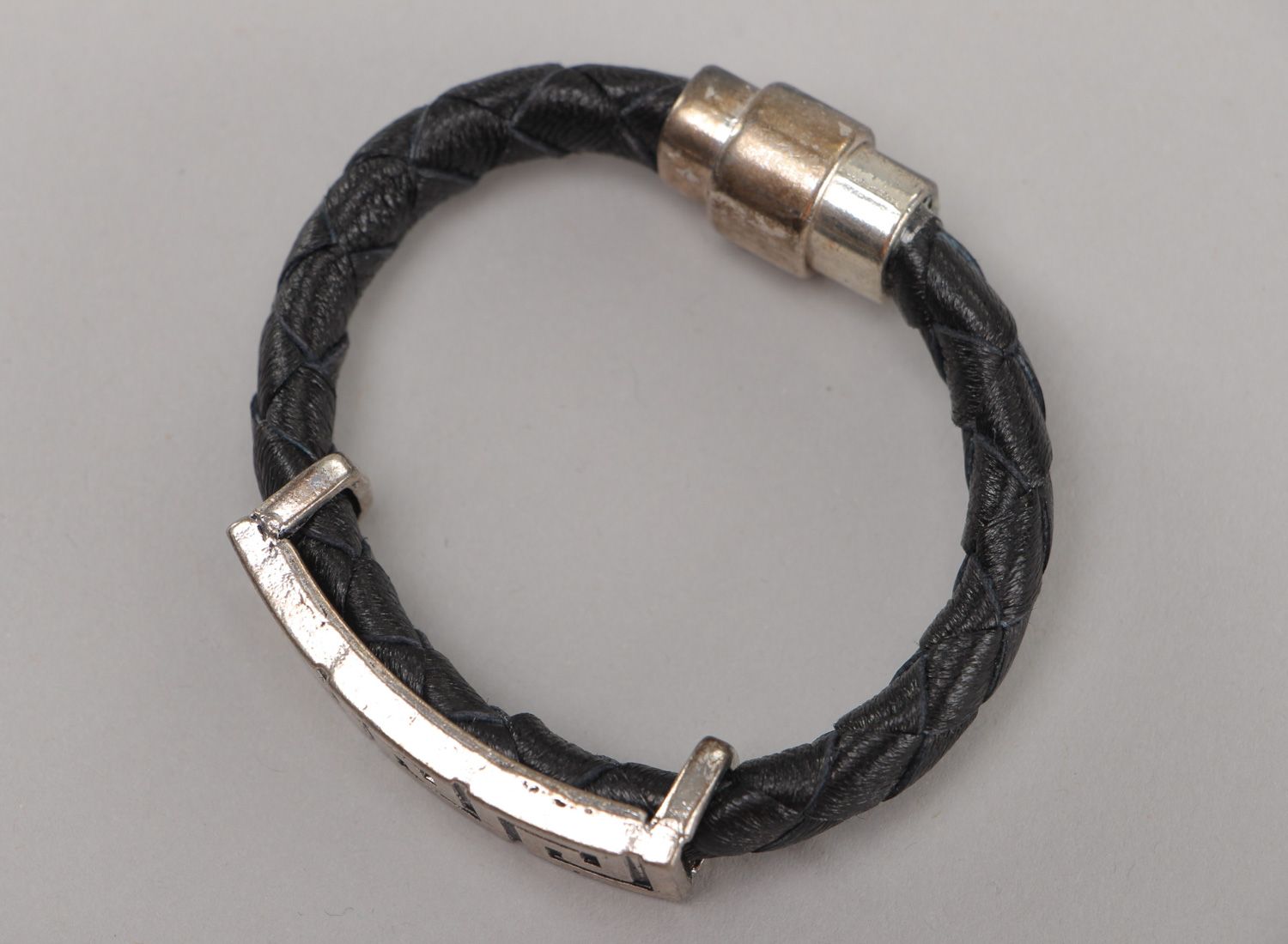Handmade woven genuine leather bracelet with metal charm unisex photo 3