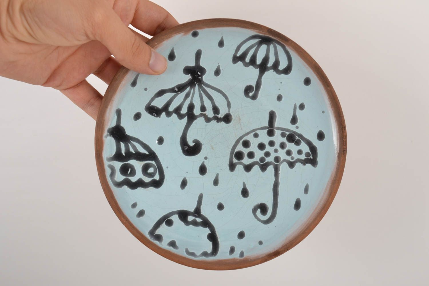 Керамика ручной работы глиняная тарелка с зонтиками глиняная посуда оригинальная фото 5