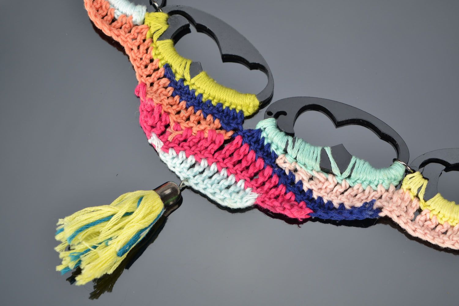 Multi-colored textile necklace photo 1