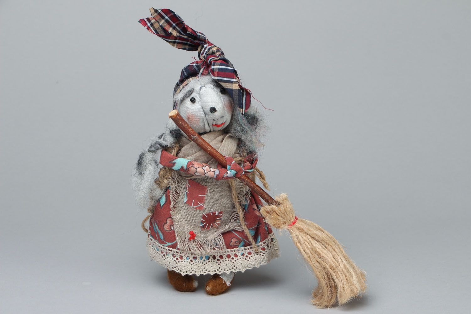 Оригинальная кукла из ткани Баба Яга фото 1