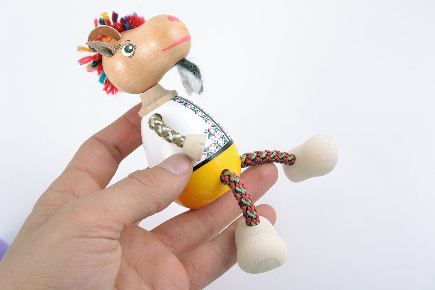 Деревянная игрушка козлик ручной работы с росписью детская маленькая симпатичная фото 2