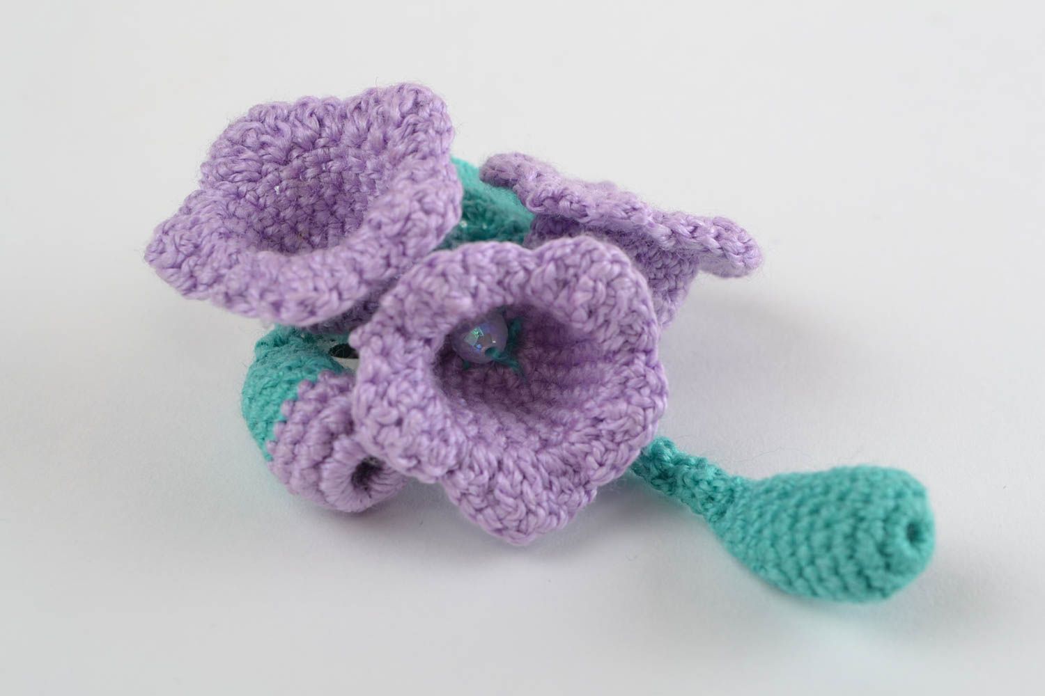Handmade elegant brooch with three crocheted tender violet flowers photo 3
