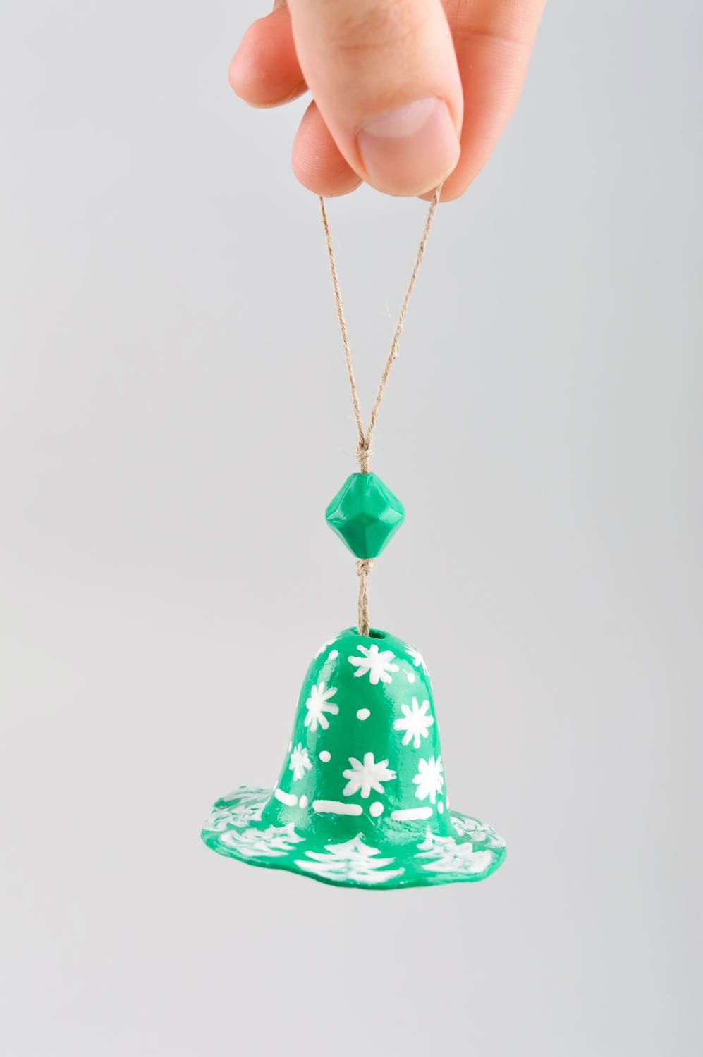 Игрушка на елку handmade декор для дома игрушка из полимерной глины Колокольчик фото 5