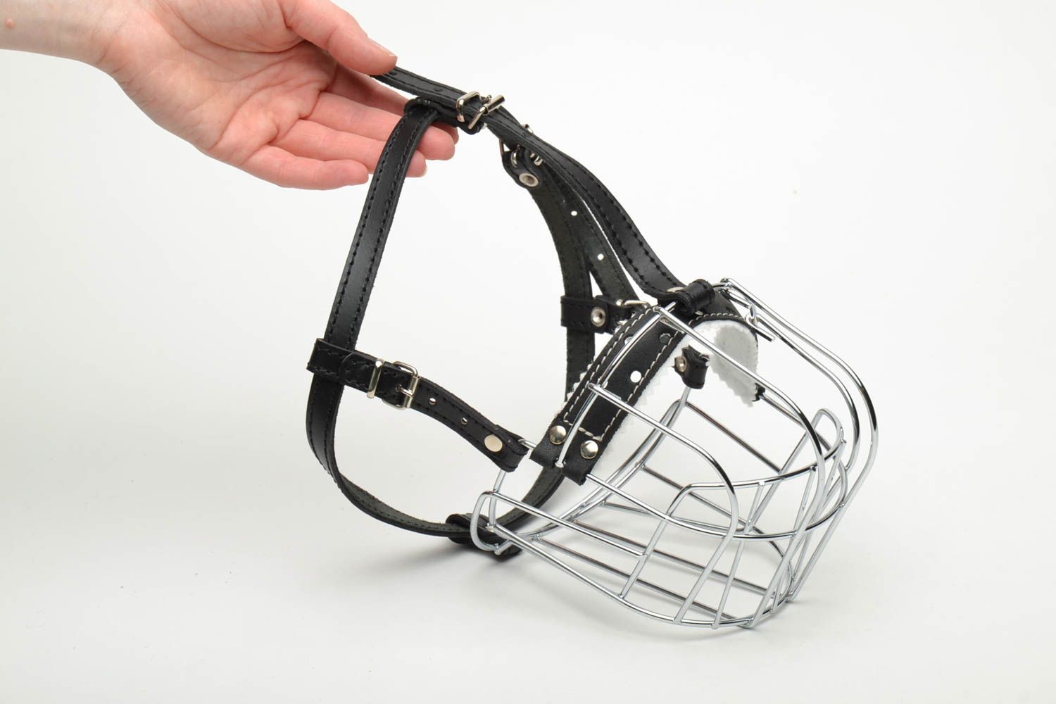 Metal dog muzzle with leather straps photo 5