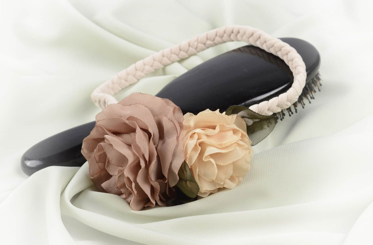 Braun beige Blumen Haarband handmade Designer Schmuck Accessoire für Haare foto 4