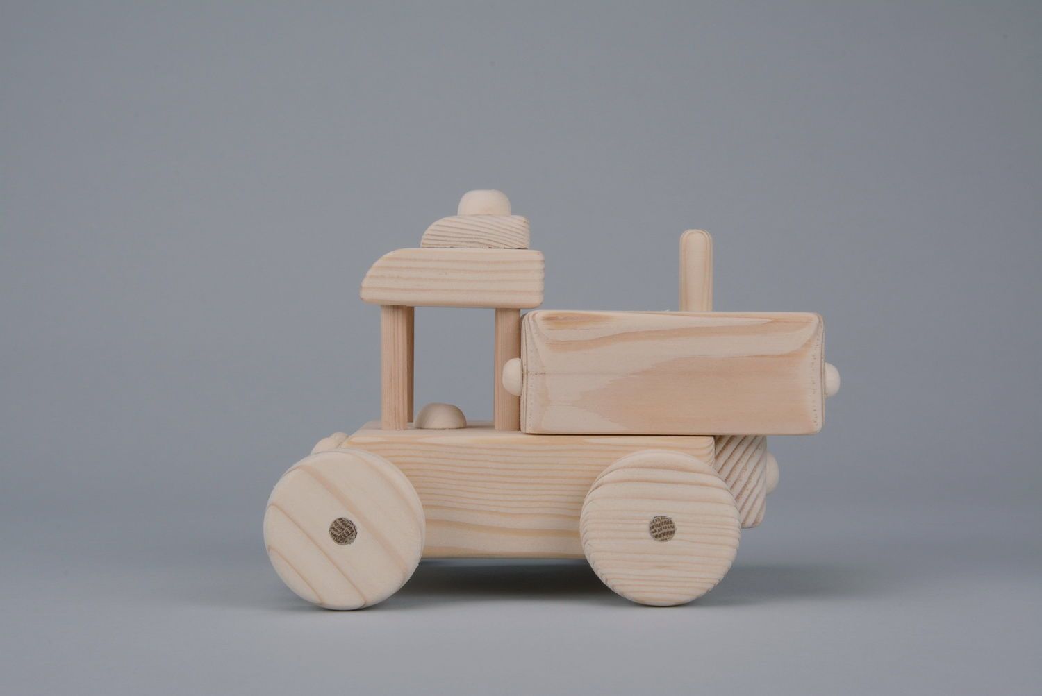 Macchina giocattolo fatto a mano giocattolo di legno giocattolo da bambino foto 3