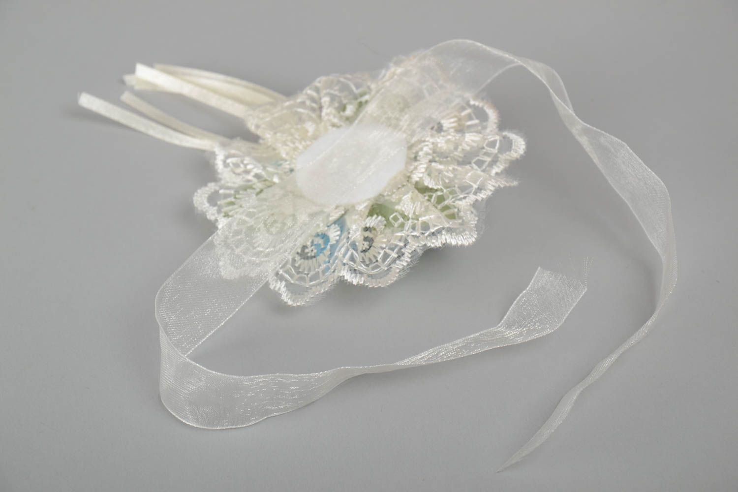 Wrist accessory for maids of honor handmade boutonniere with flowers  photo 3