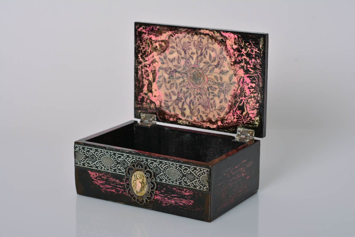 Handmade dark vintage wooden jewelry box with decoupage photo 4
