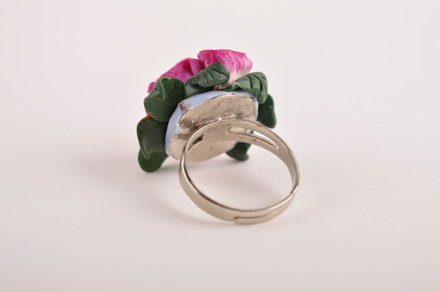 Украшение из полимерной глины кольцо ручной работы украшение кольцо Розы фото 4