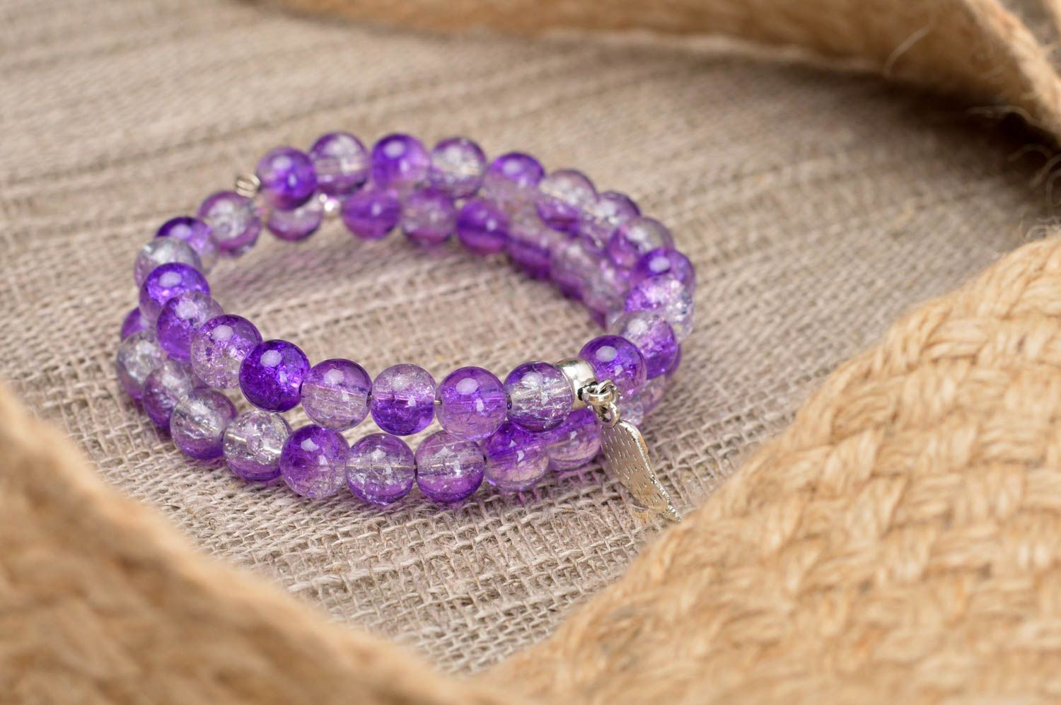 Bracelet en perles de verre Bijou fait main violet 2 rangs Cadeau femme photo 1