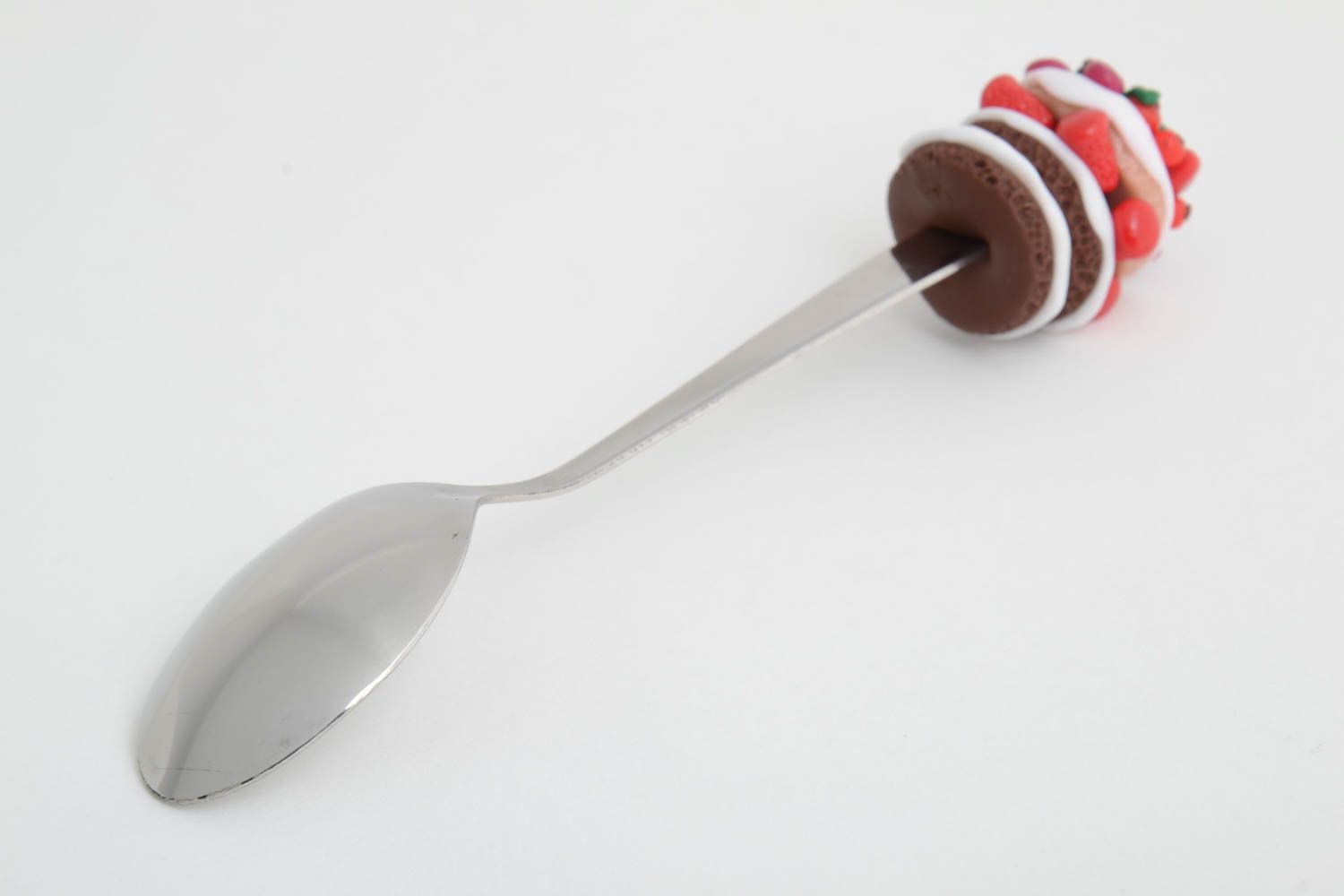 Чайная ложка с ручкой из полимерной глины в виде оладий с ягодами ручной работы фото 3