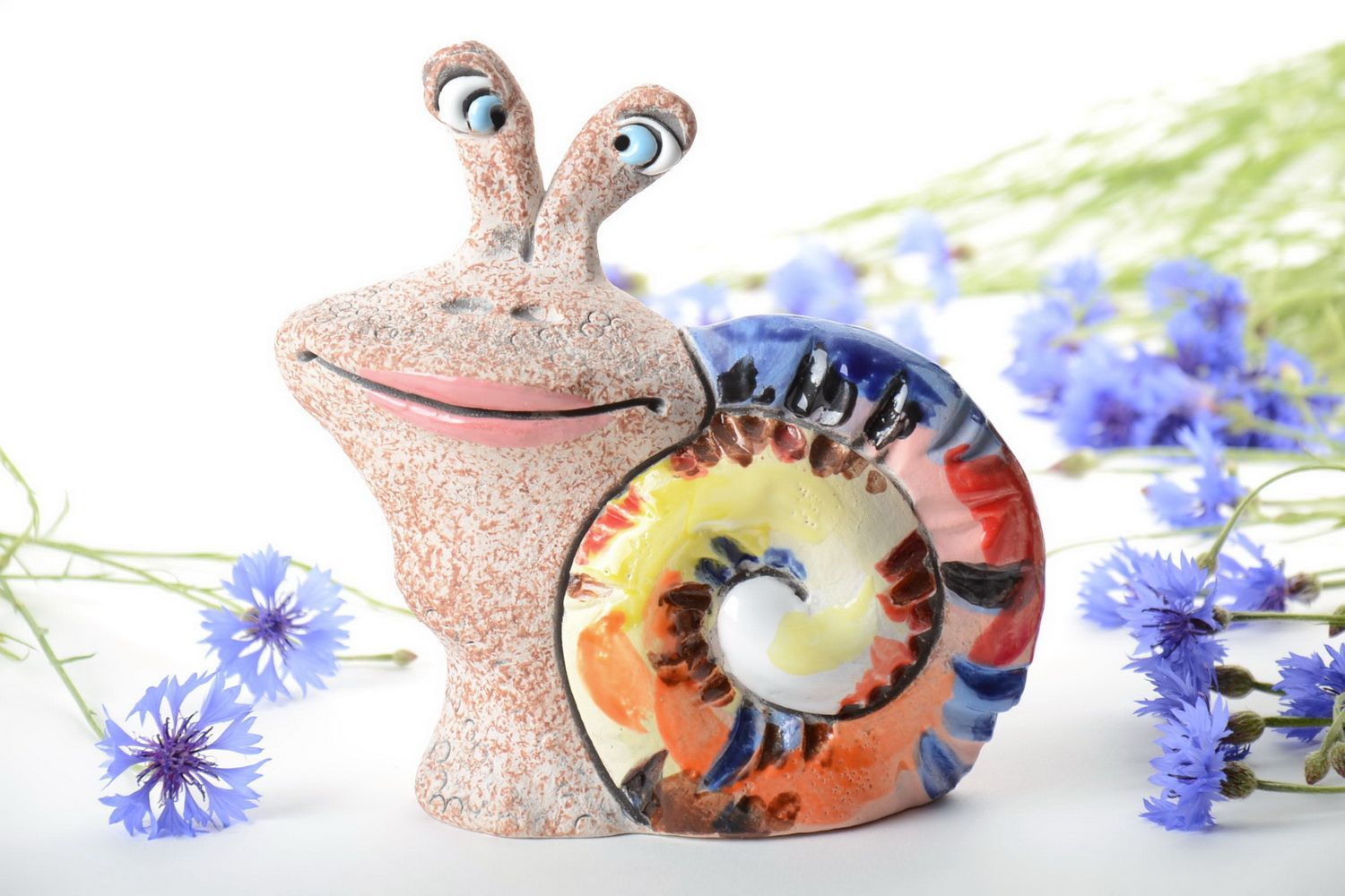 Schöne Keramik Sparbüchse Schnecke mit Pigmenten Bemalung Künstler Handarbeit foto 1