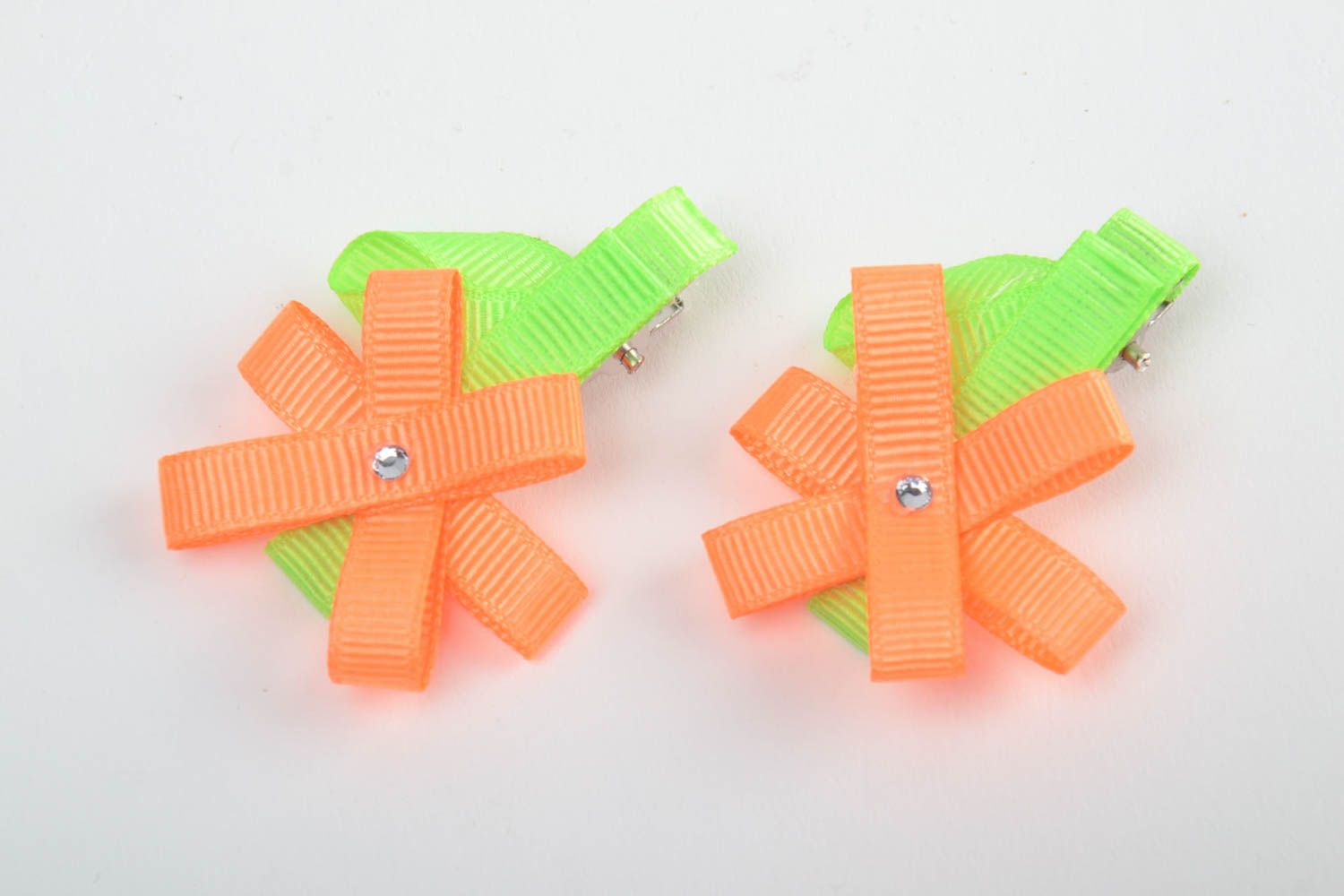 Handmade set of children's orange hair clips with flowers made of rep ribbons 2 pieces photo 2