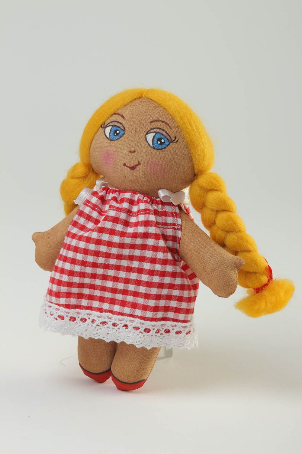Игрушка ручной работы подарок на новоселье Кукла малышка мягкая игрушка фото 2