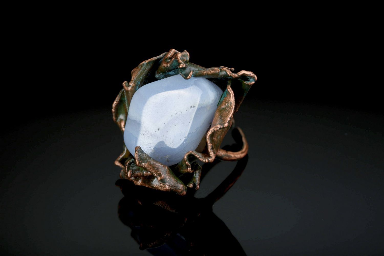 Copper ring with chalcedony photo 4
